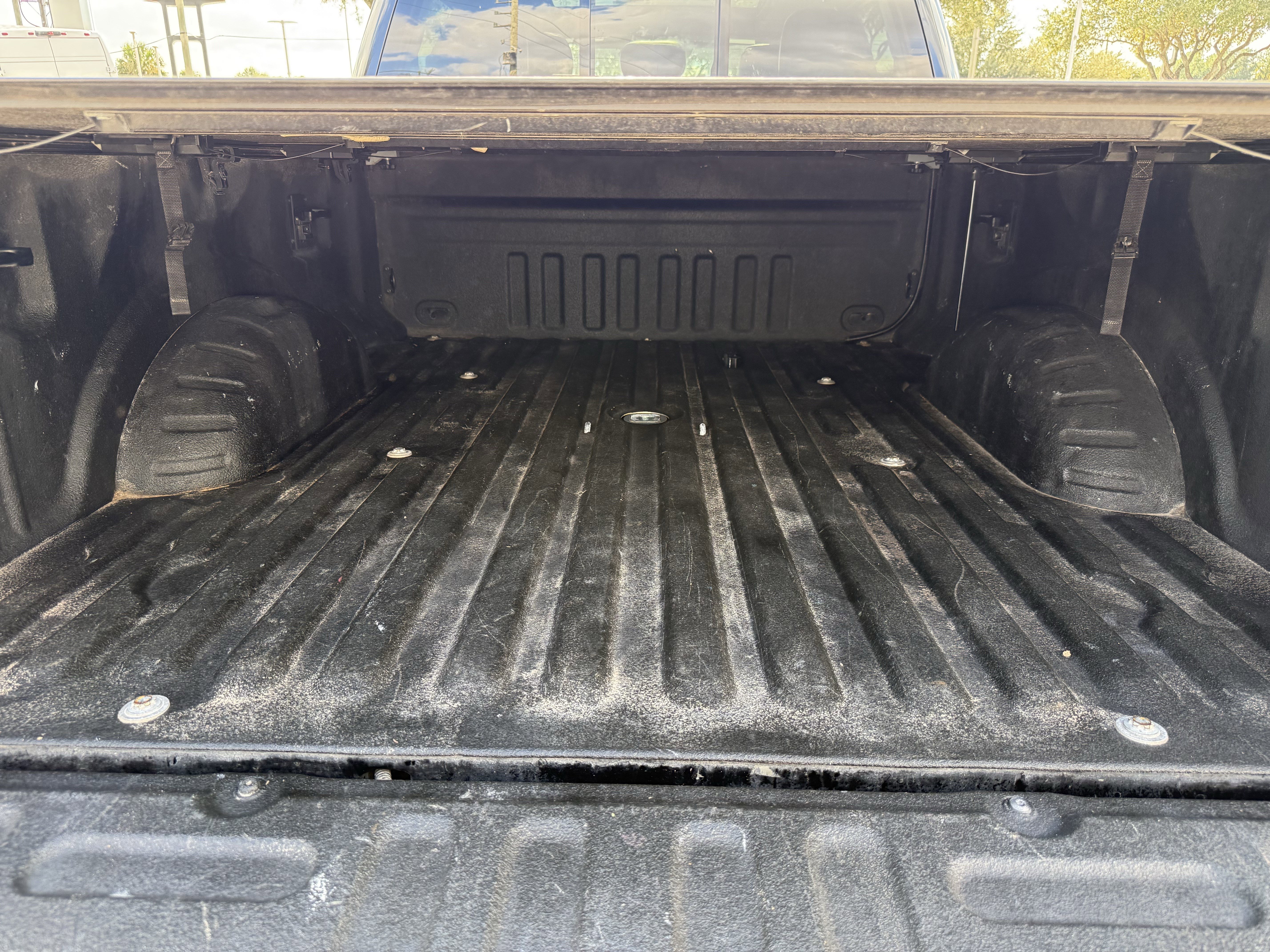 Used 2021 Ford F250 Platinum w/ FX4 Off-Road Package image 31