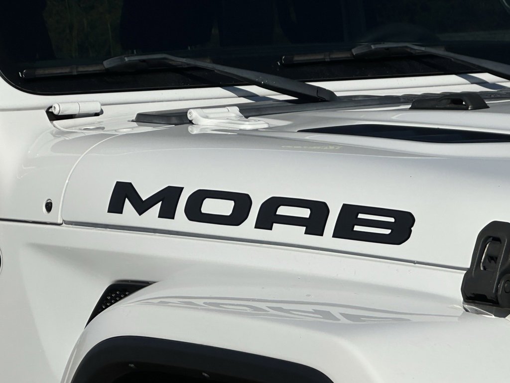 Used 2019 Jeep Wrangler Unlimited Sahara w/ Quick Order Package 24M Moab image 11