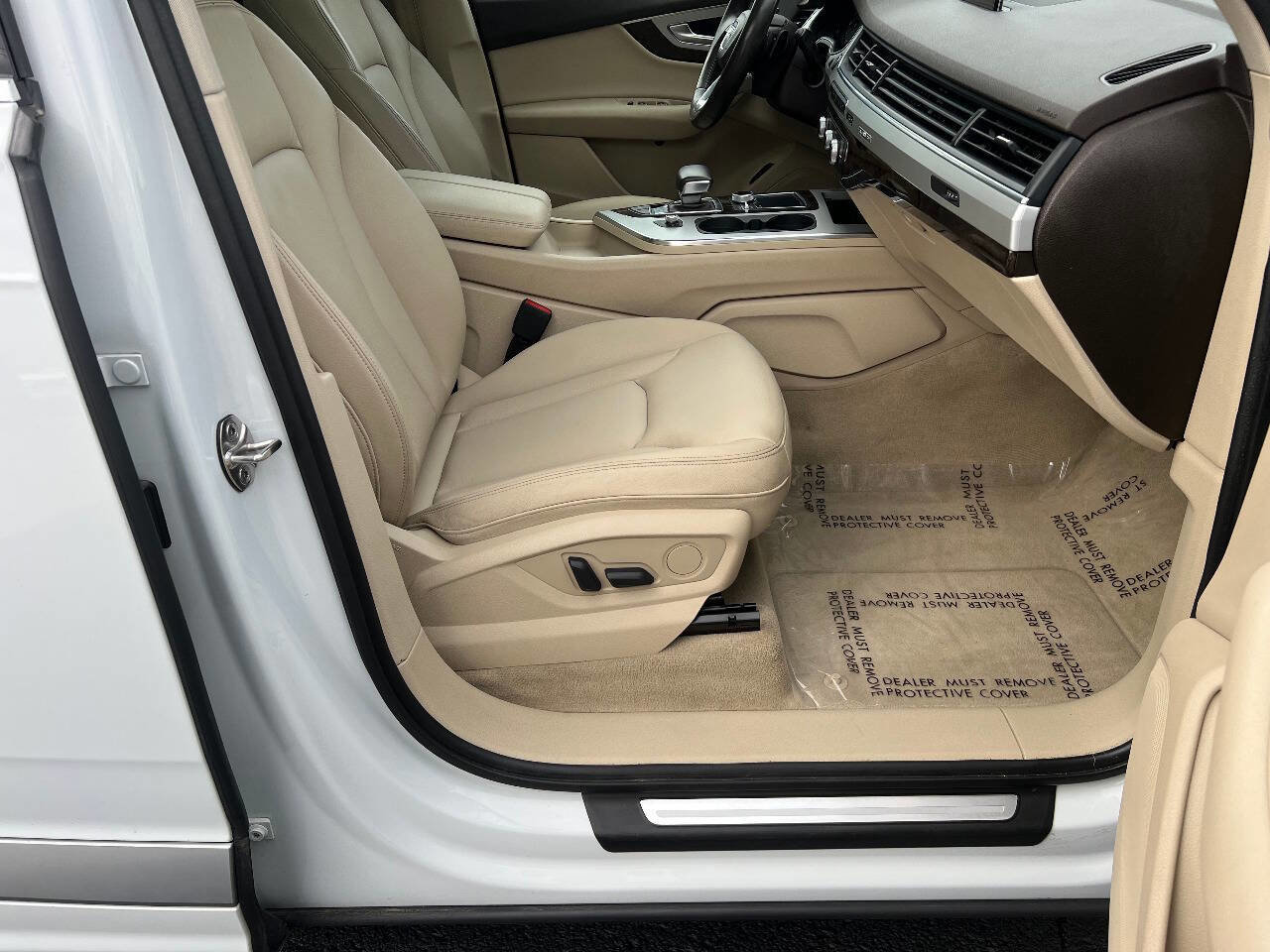 Used 2018 Audi Q7 2.0T Premium image 24