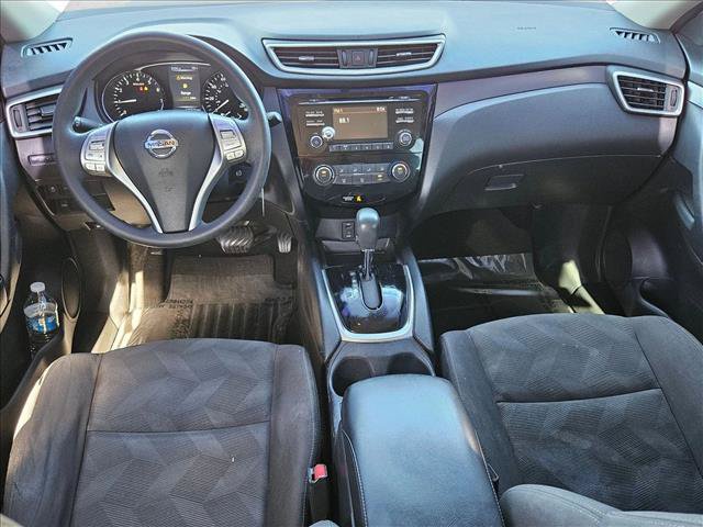 Used 2016 Nissan Rogue S FWD image 16