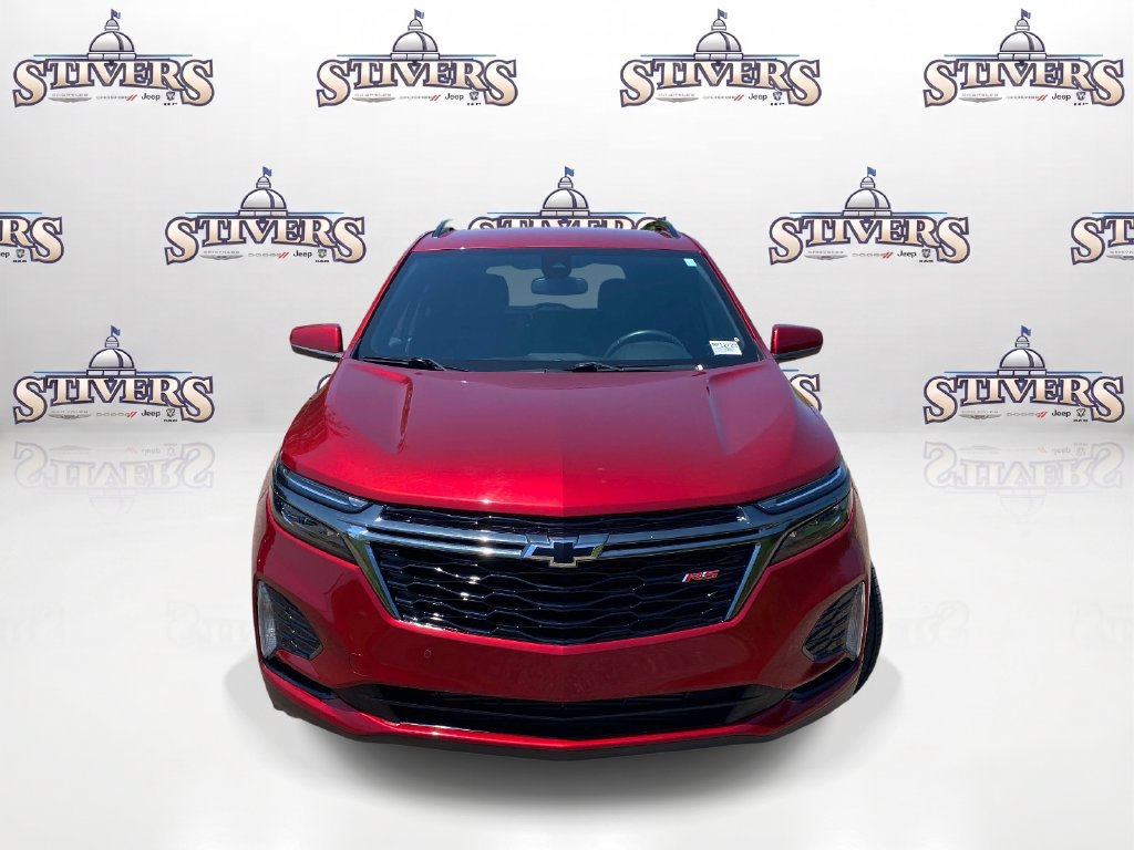 Used 2023 Chevrolet Equinox RS w/ LPO, Floor Liner Package FWD image 2