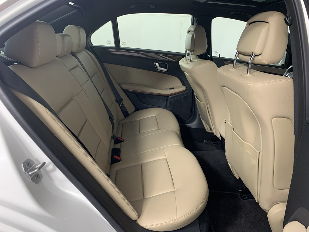 Used 2013 Mercedes-Benz E 350 4MATIC Sedan image 37