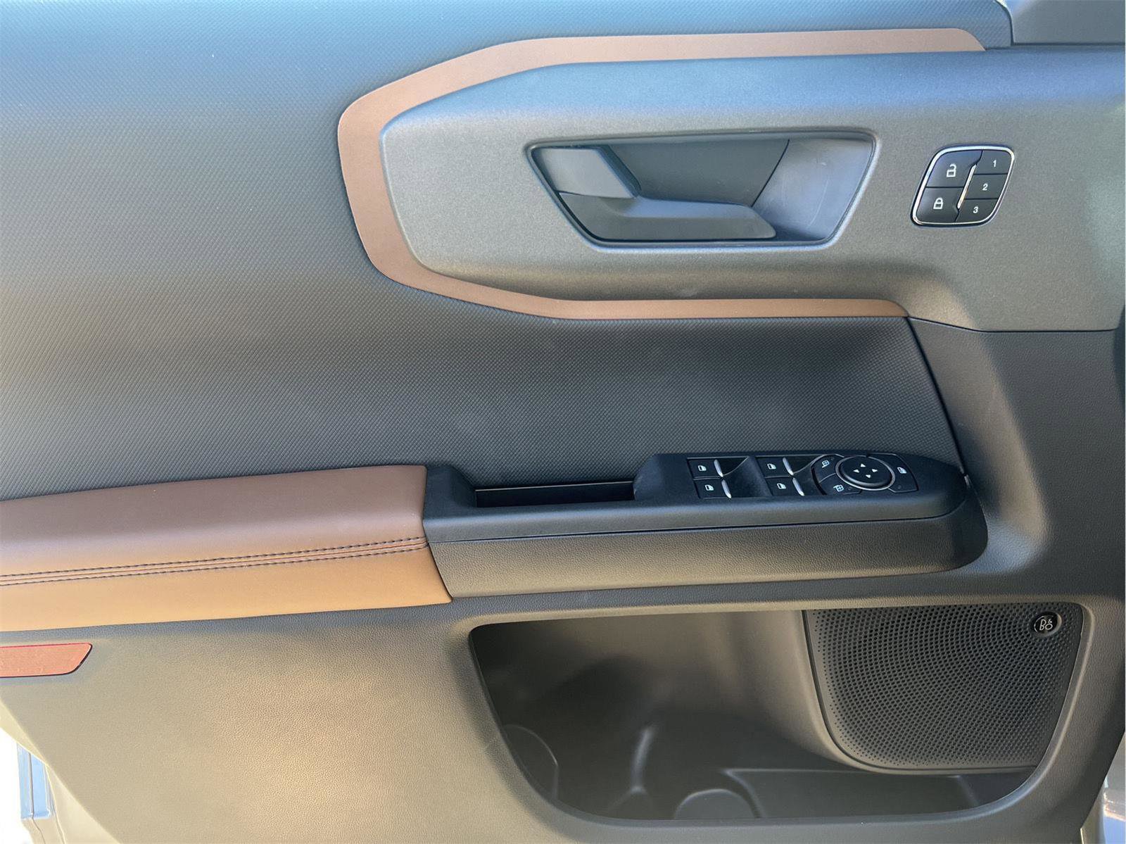 Used 2025 Ford Bronco Sport Outer Banks w/ Sasquatch Outer Banks Package image 49