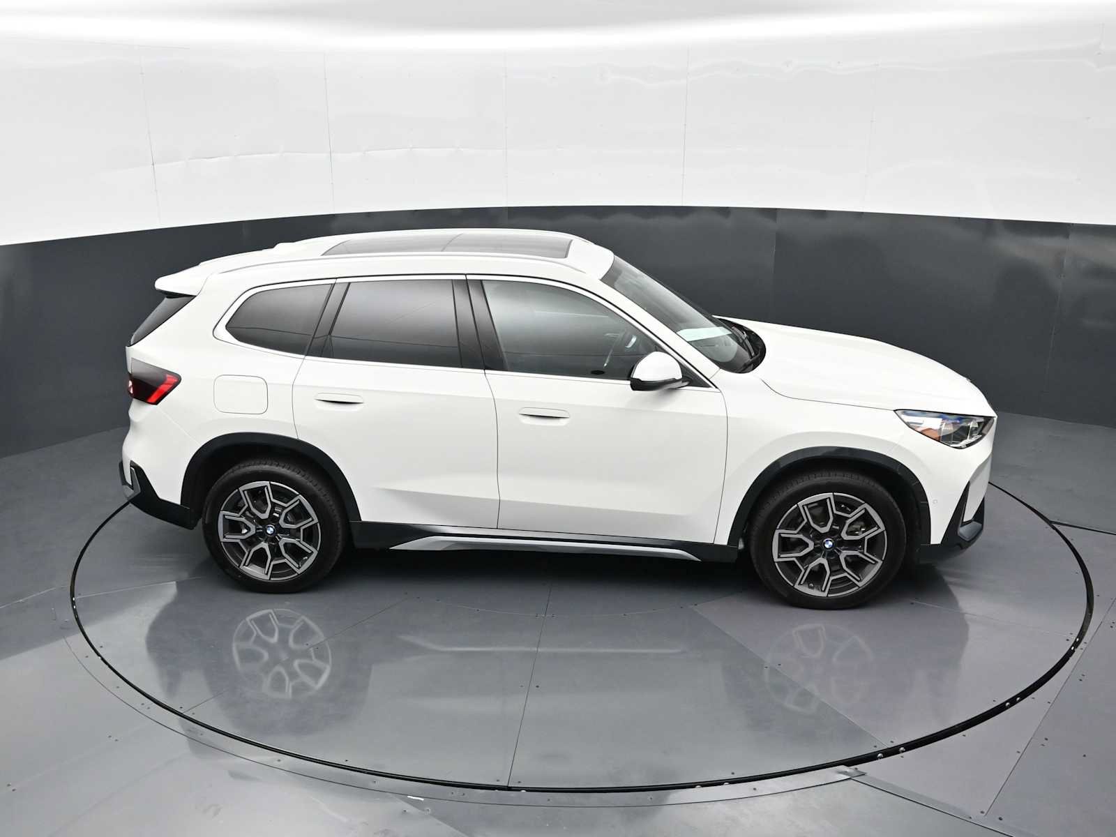 Used 2026 BMW X1 xDrive28i w/ Convenience Package AWD/4WD image 20