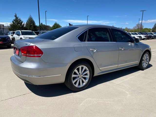 Used 2013 Volkswagen Passat 2.5 SEL FWD image 5