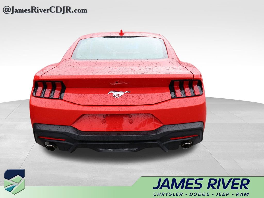 Used 2026 Ford Mustang Premium RWD image 15