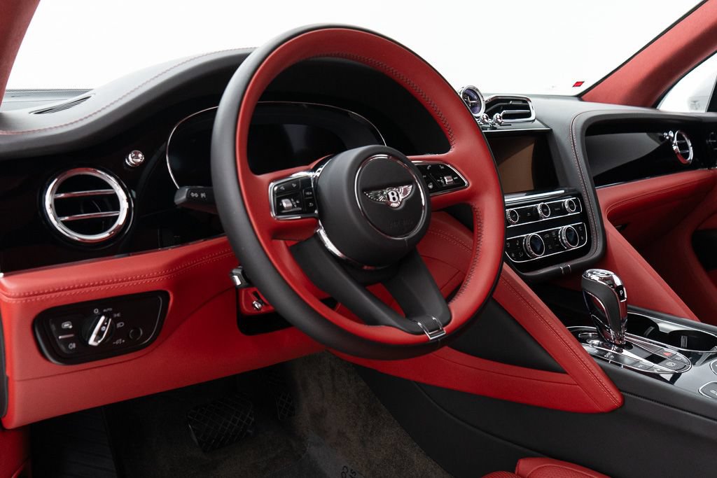 Certified 2023 Bentley Bentayga AWD/4WD image 13