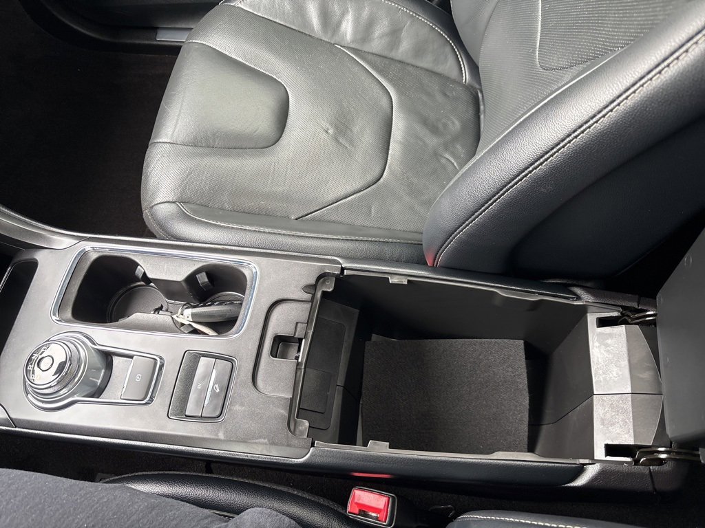 Used 2019 Ford Fusion Energi Titanium image 17