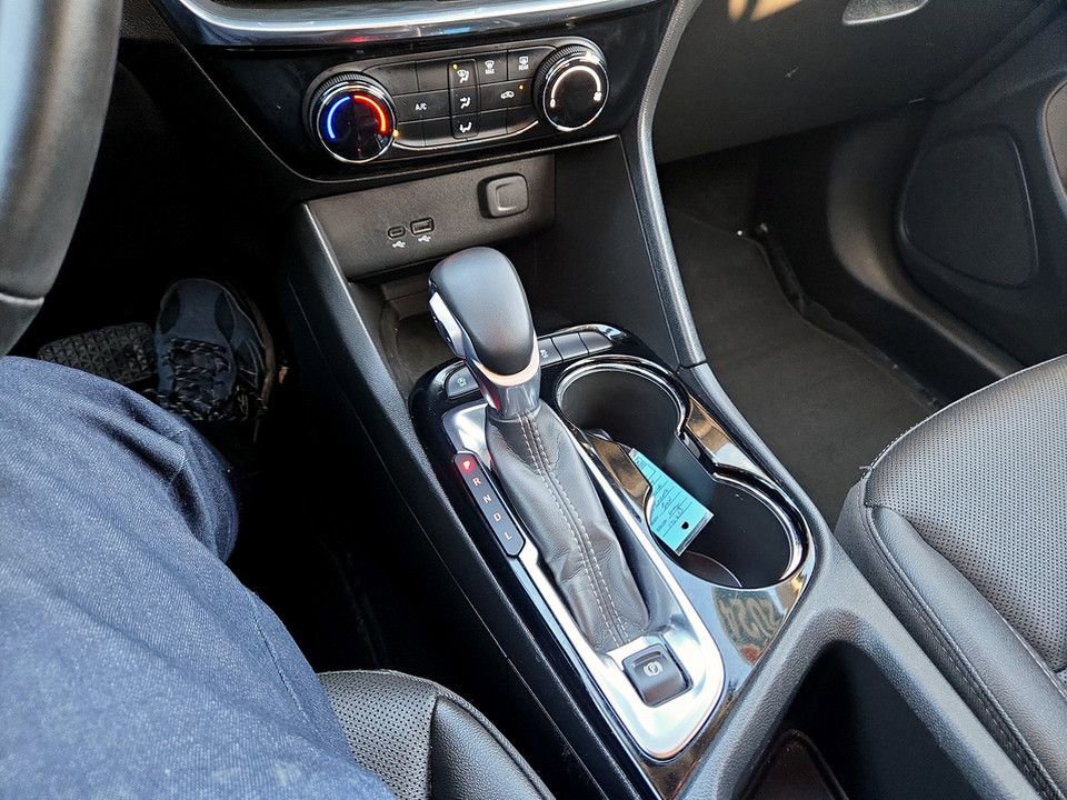 Used 2024 Buick Encore GX Sport Touring image 28