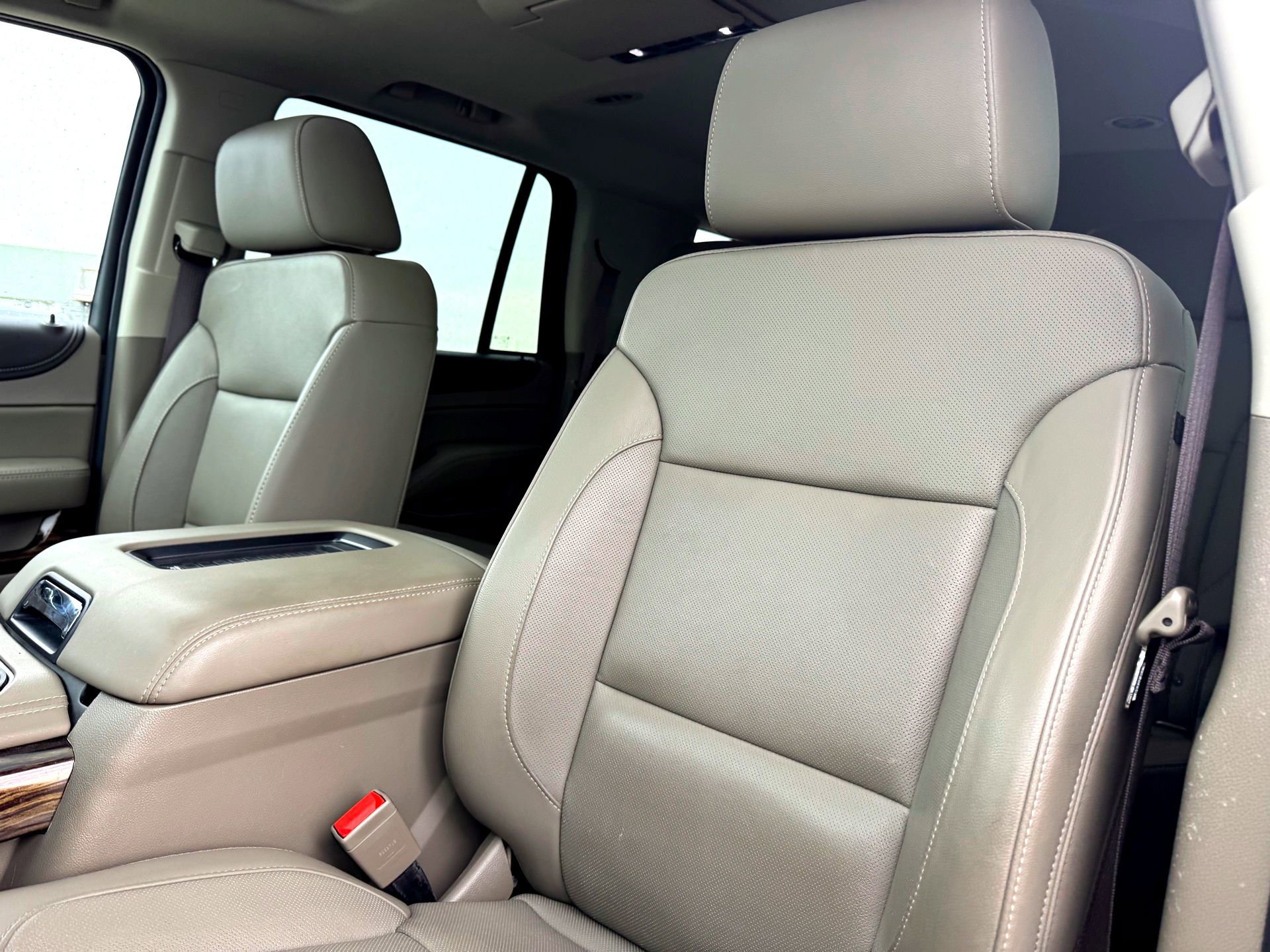 Used 2017 GMC Yukon SLT w/ Open Road Package image 13