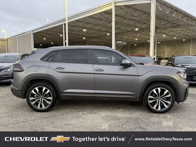 Used 2020 Volkswagen Atlas Cross Sport SEL R-Line AWD/4WD image 3