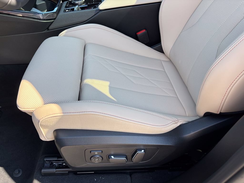 New 2026 BMW X3 xDrive30i w/ Premium Package AWD/4WD image 15