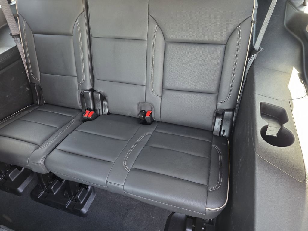 Used 2024 GMC Yukon SLT image 20
