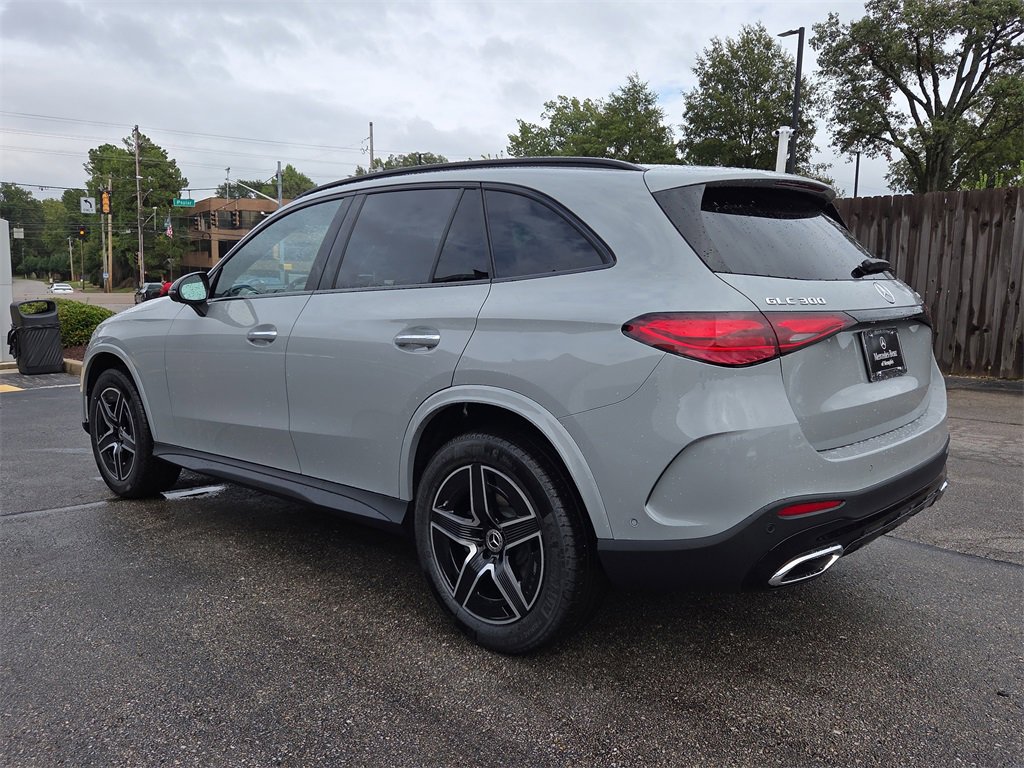 New 2026 Mercedes-Benz GLC 300 4MATIC image 3