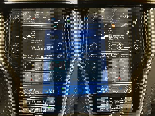 Used 2023 Subaru Outback Limited image 12