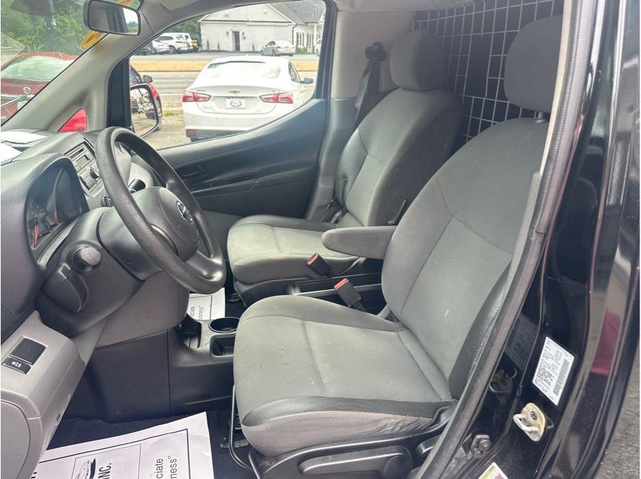 Used 2013 Nissan NV200 S w/ Back Door Glass Pkg FWD image 15