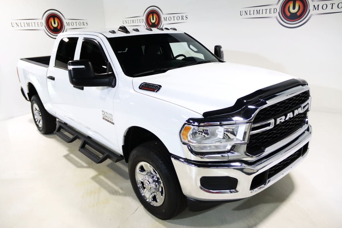 Used 2024 RAM 2500 Tradesman w/ Chrome Appearance Group AWD/4WD image 24