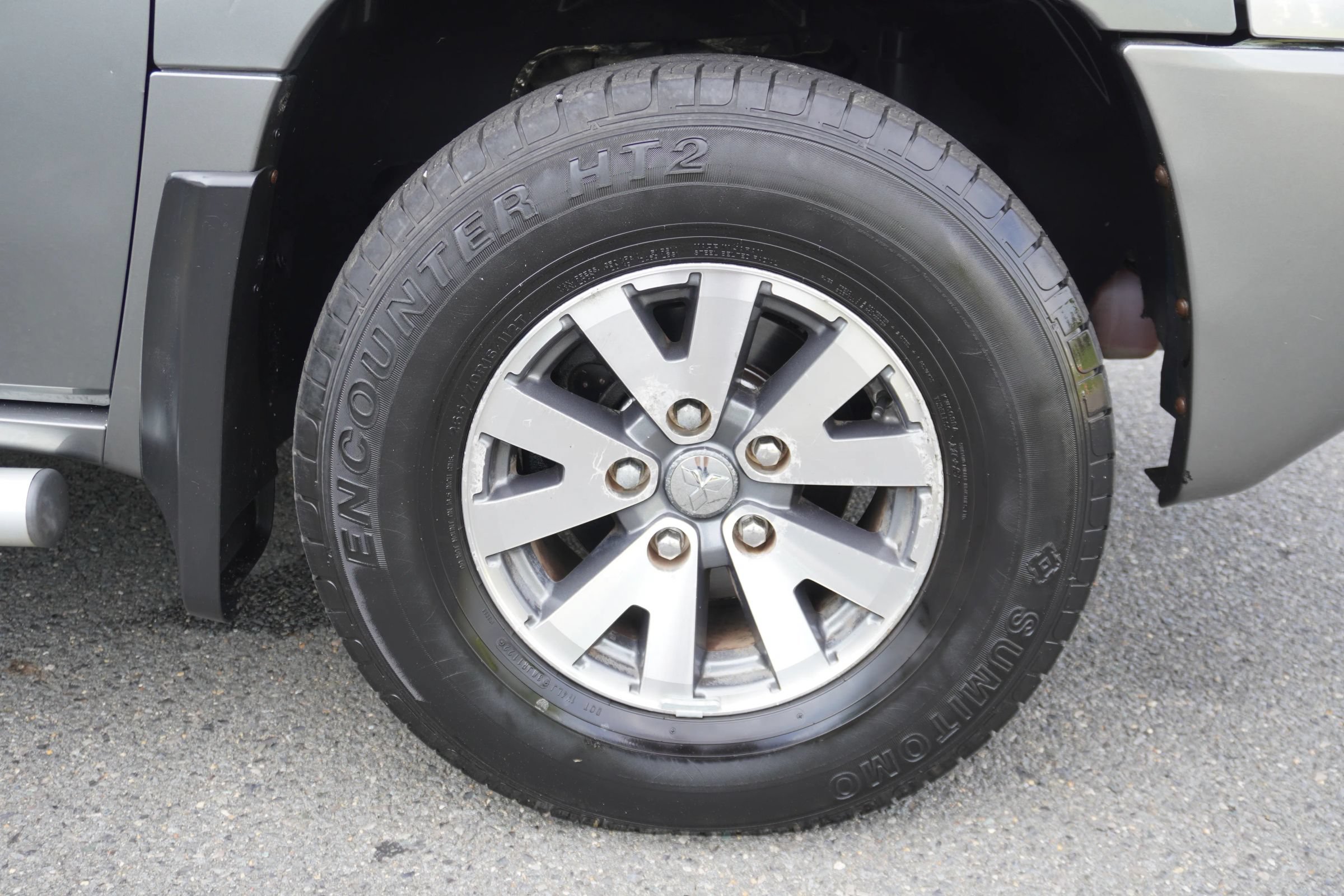 Used 2007 Mitsubishi Raider LS AWD/4WD image 25