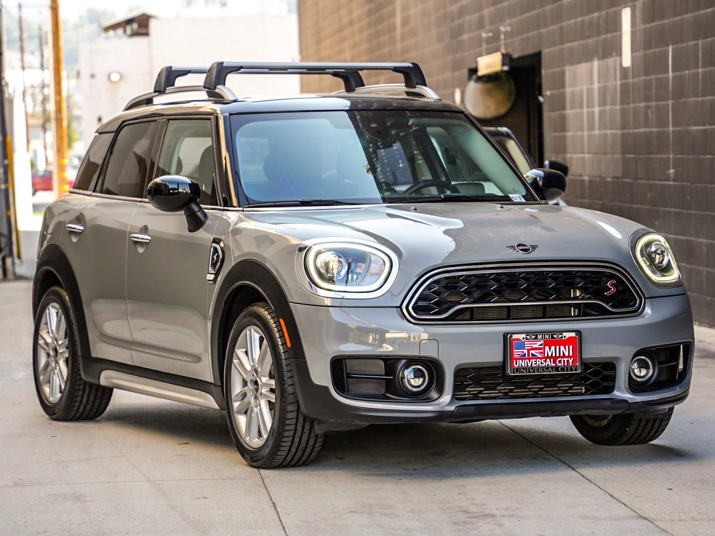 Used 2020 MINI Cooper Countryman S image 1