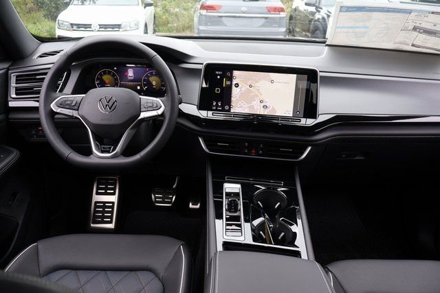 New 2026 Volkswagen Atlas Cross Sport SEL Premium R-Line image 14