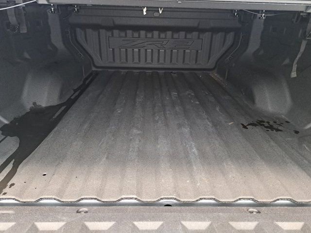 Used 2024 Chevrolet Colorado ZR2 w/ ZR2 Convenience Package III AWD/4WD image 29