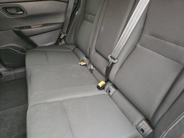 Used 2025 Nissan Rogue S AWD/4WD image 14