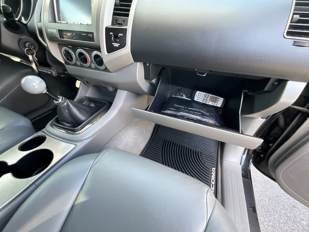 Used 2006 Toyota Tacoma X-Runner RWD image 34