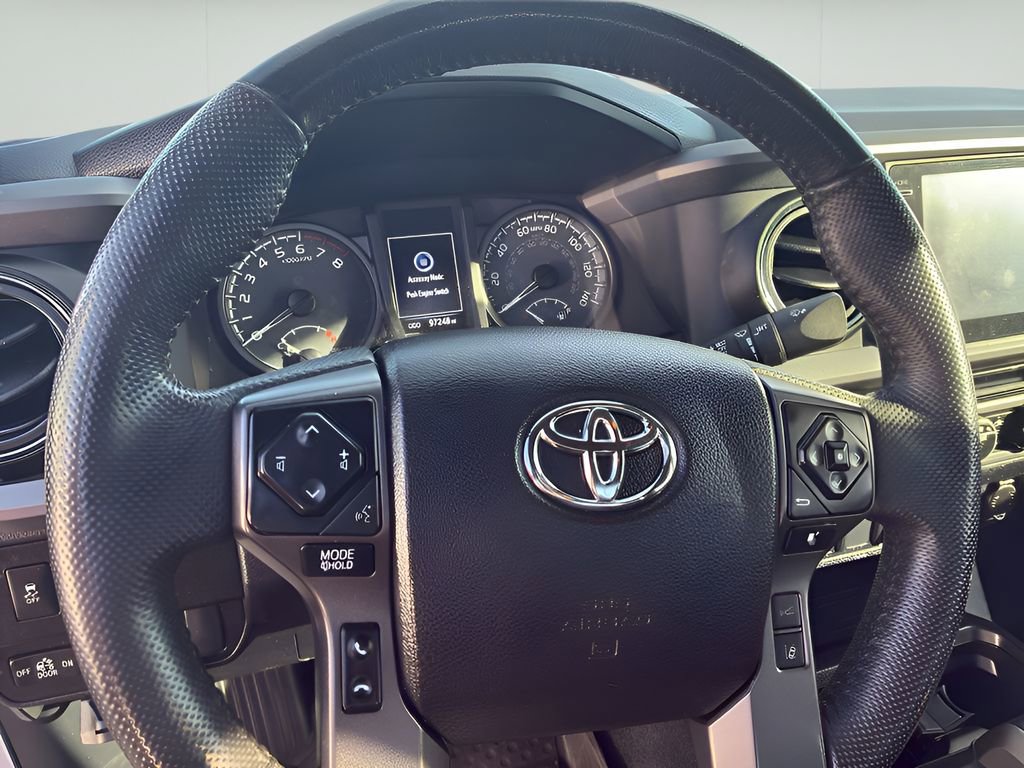 Used 2023 Toyota Tacoma TRD Off-Road image 15
