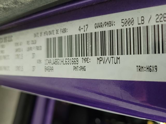 Used 2017 Jeep Wrangler Sahara image 44