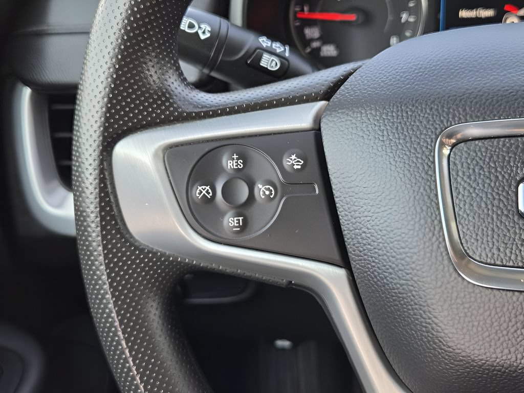 Used 2024 GMC Terrain SLE AWD/4WD image 25