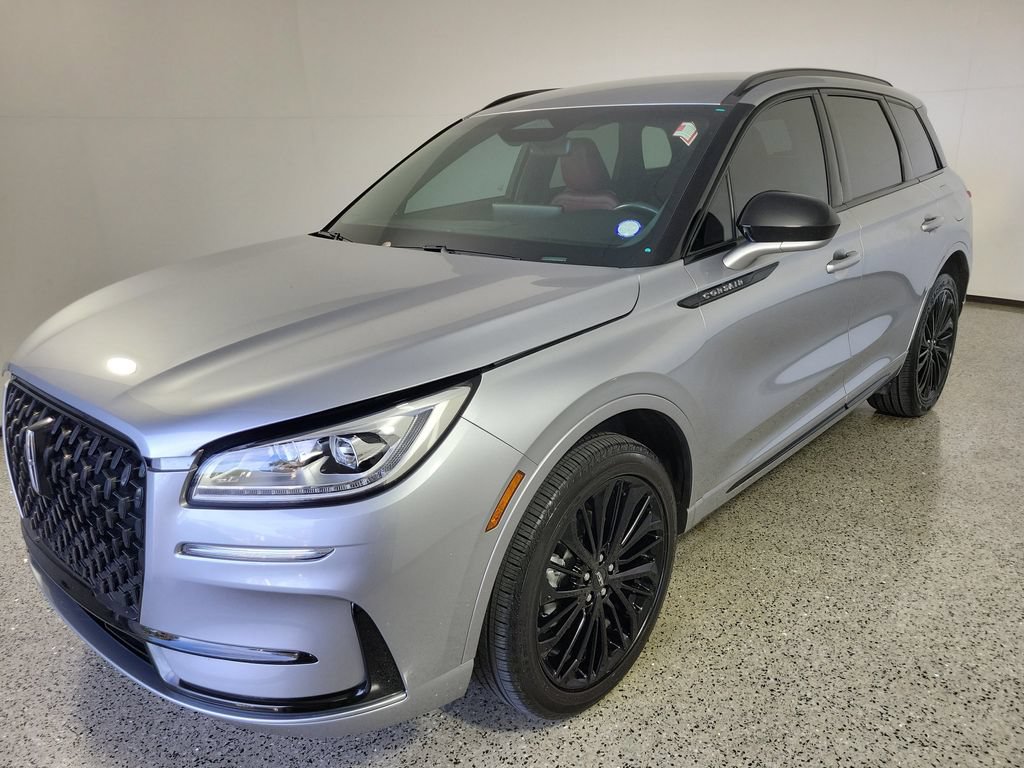 Certified 2023 Lincoln Corsair Reserve w/ Jet Appearance Package FWD image 2