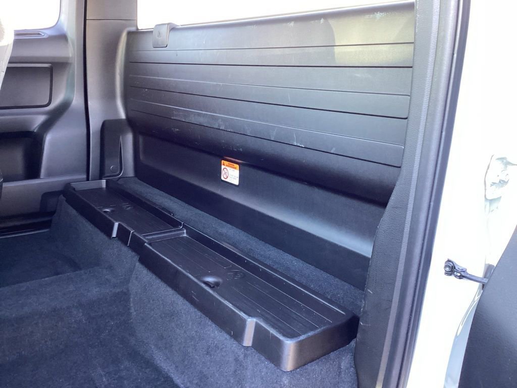 Used 2023 Toyota Tacoma SR image 15