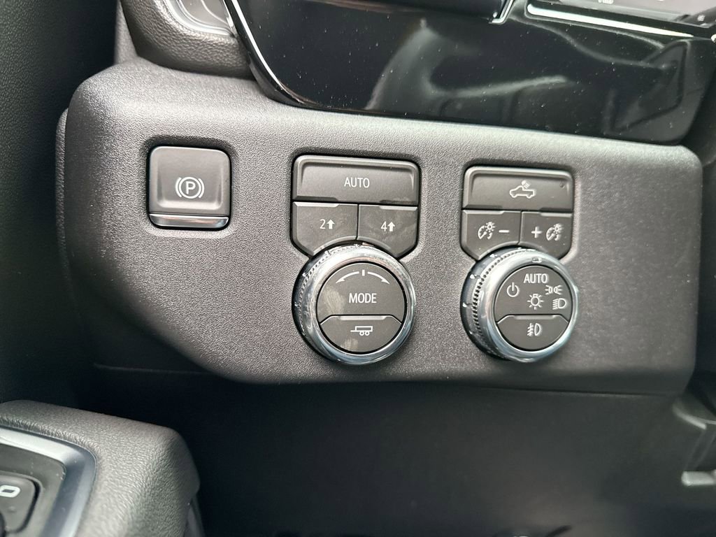 New 2026 GMC Sierra 1500 Elevation image 18