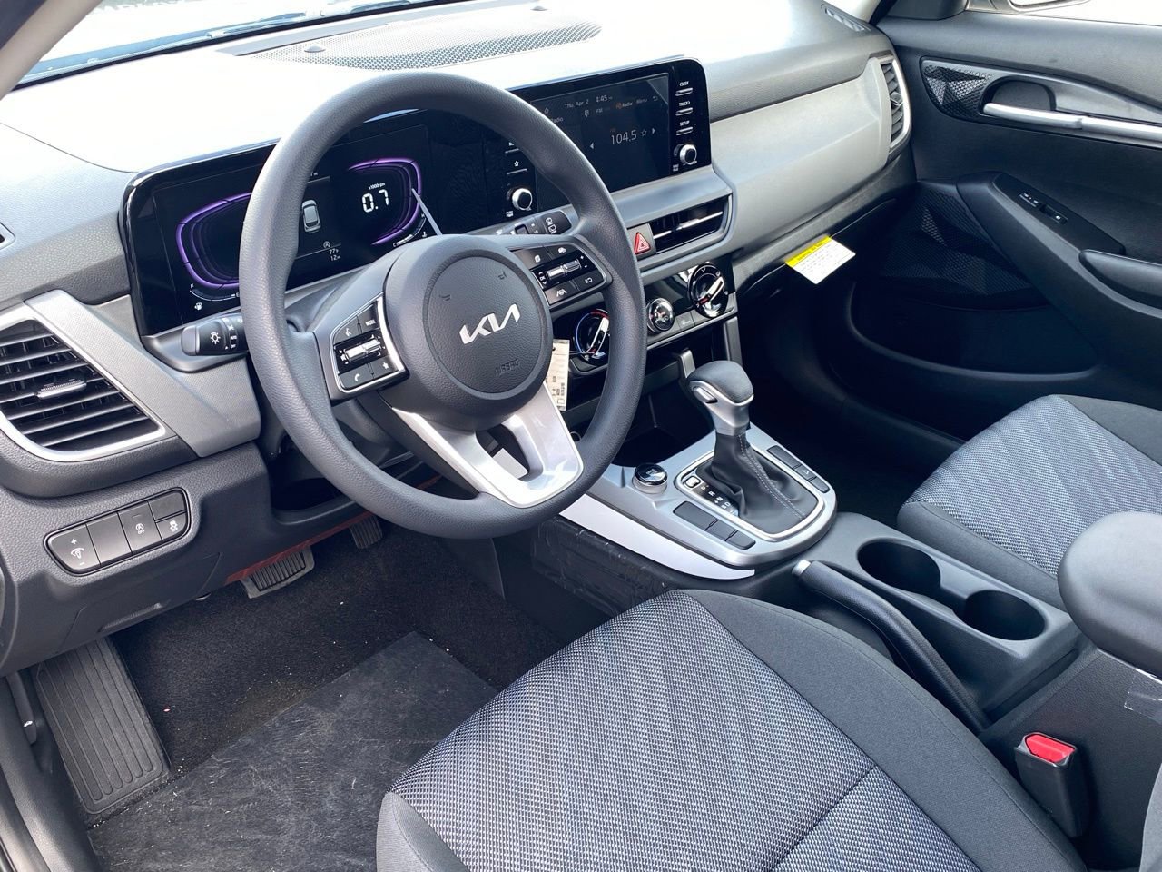 New 2026 Kia Seltos LX image 12