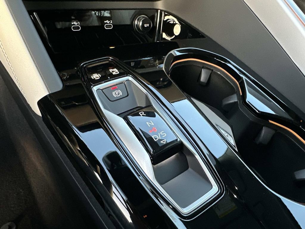 New 2025 Audi Q5 Prestige image 22