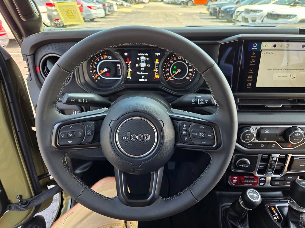 Used 2026 Jeep Gladiator Rubicon AWD/4WD image 17