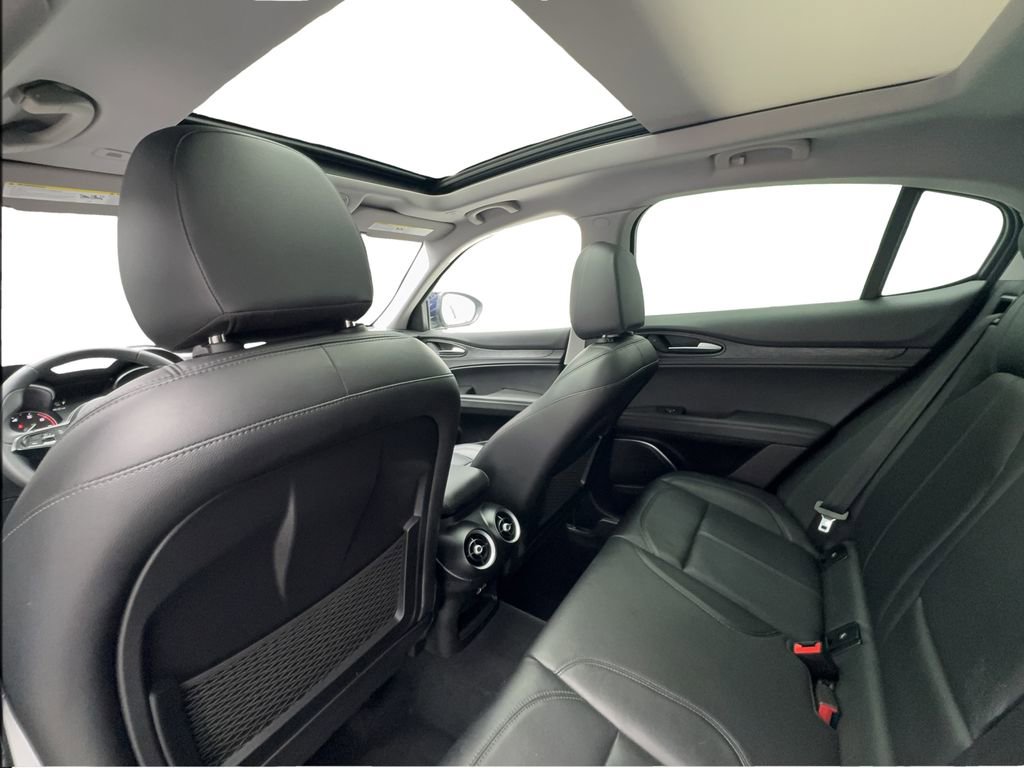 Used 2021 Alfa Romeo Stelvio Sprint w/ Sun & Sound Package image 24