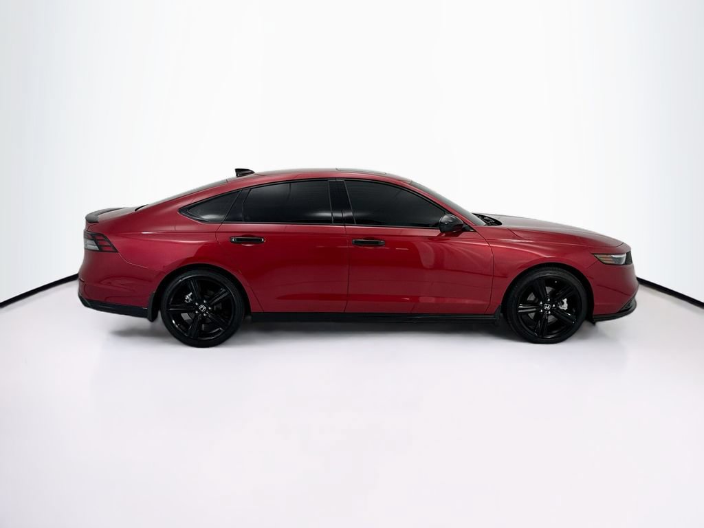 Used 2024 Honda Accord Sport image 4