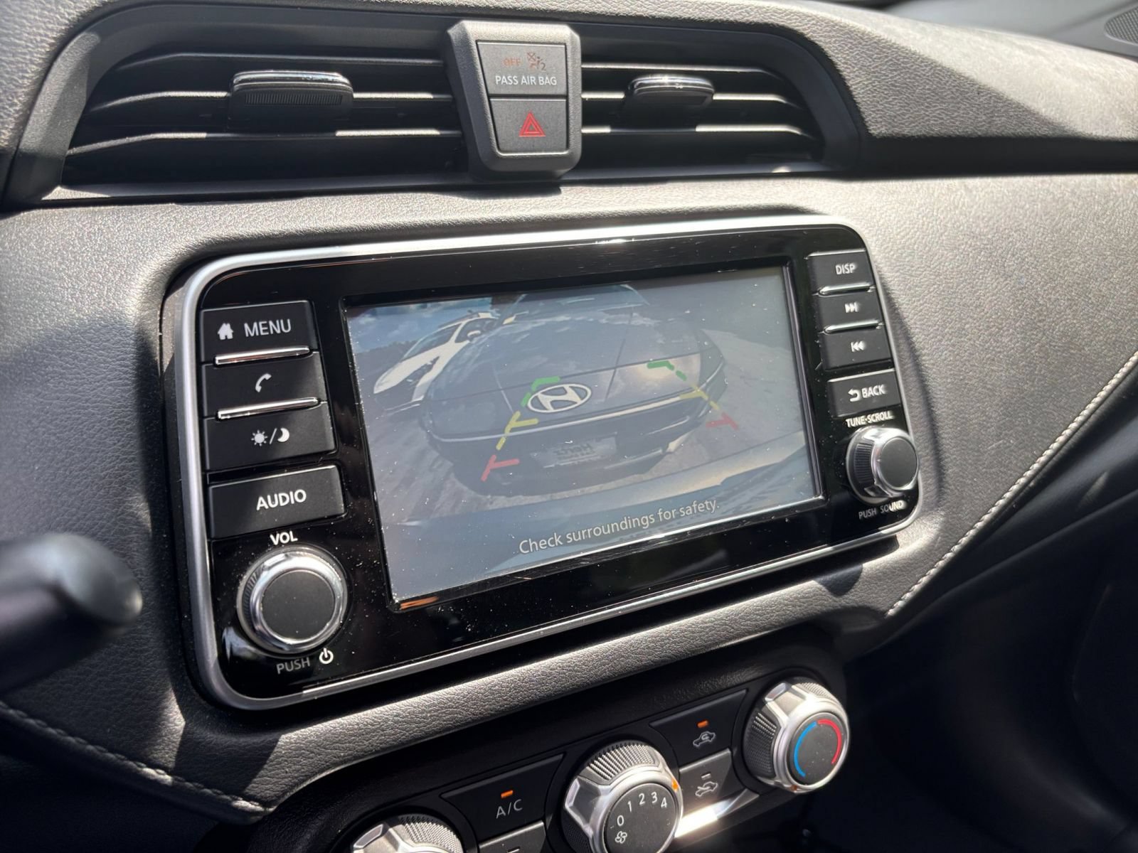 Used 2024 Nissan Versa S FWD image 20