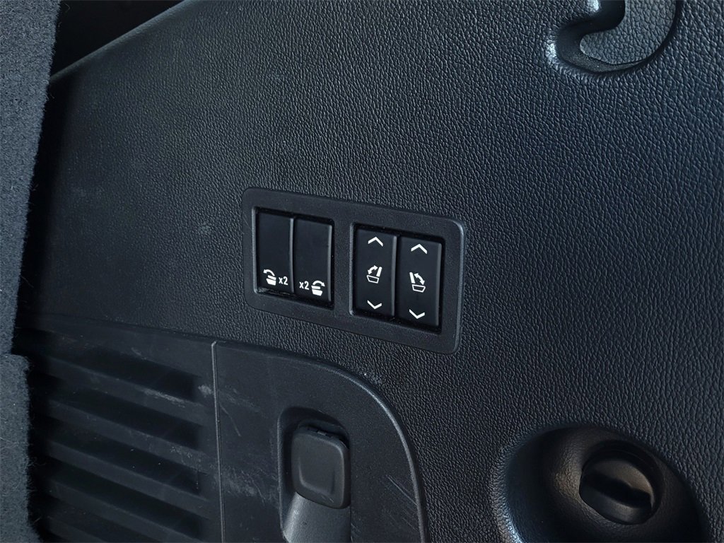 Used 2020 GMC Yukon SLT w/ Open Road Package image 34