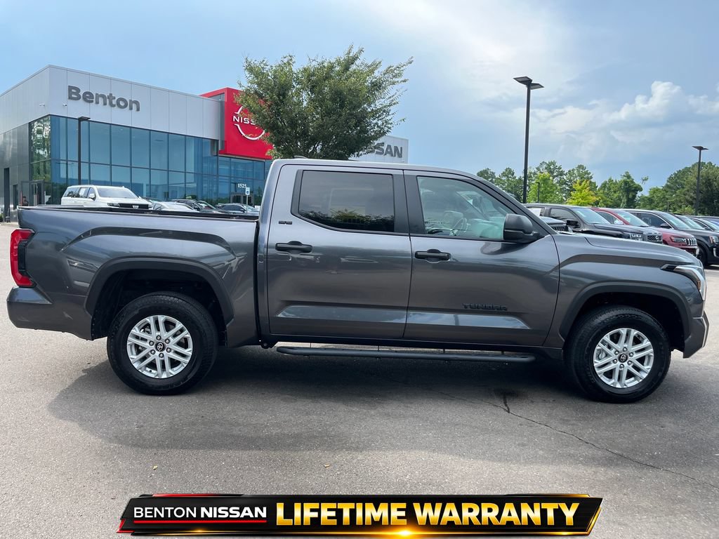 Used 2025 Toyota Tundra SR5 AWD/4WD image 8