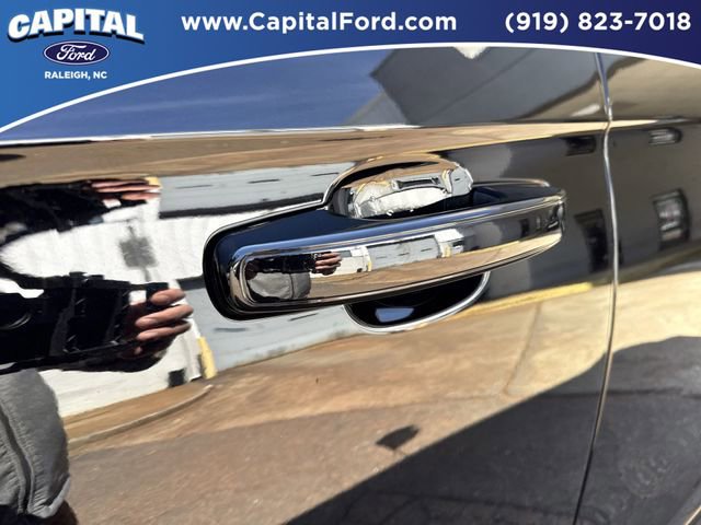 Certified 2025 Ford Expedition Max Platinum w/ Driver's Package AWD/4WD image 15