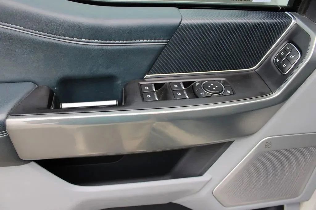 Used 2021 Ford F150 Limited image 16