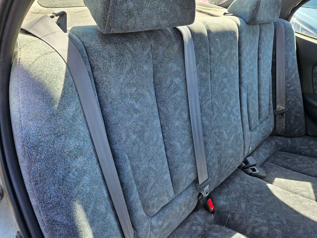 Used 2001 Hyundai Elantra GLS image 13