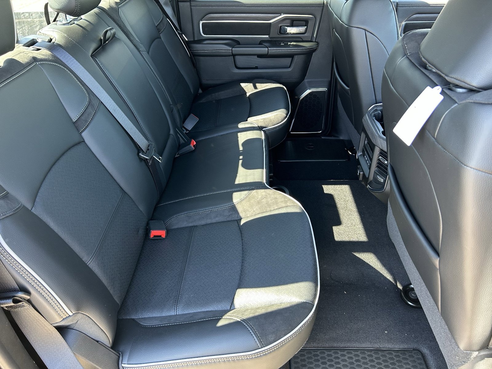 New 2026 RAM 2500 Laramie w/ Night Edition AWD/4WD image 10