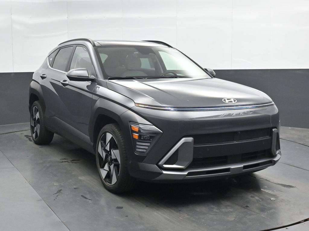 Certified 2025 Hyundai Kona Limited AWD/4WD image 5