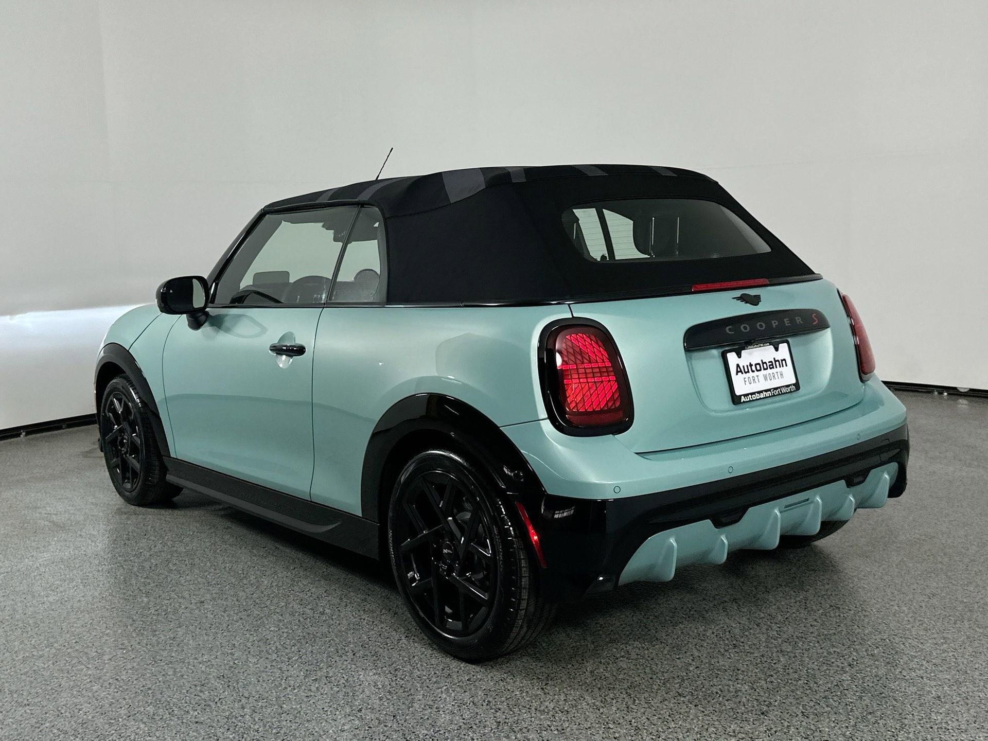 New 2026 MINI Cooper S image 7