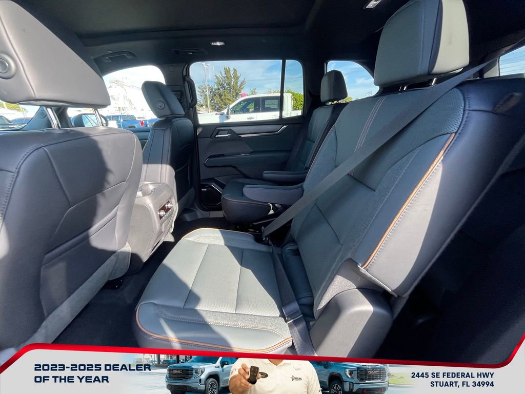 New 2026 GMC Acadia AT4 w/ Luxury Package image 12