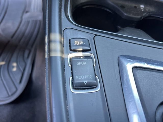 Used 2013 BMW 328i xDrive Sedan AWD/4WD image 21