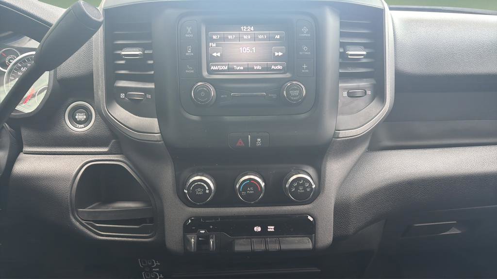 Used 2024 RAM 2500 Tradesman w/ Chrome Appearance Group image 8